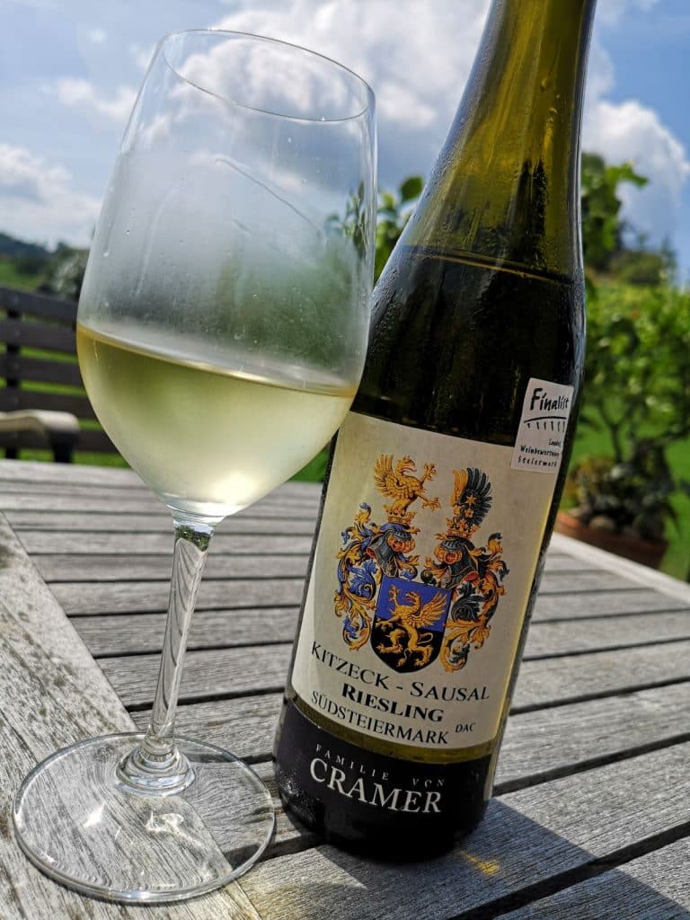 Weine vom Weingut Albert - Familie Cramer genießen